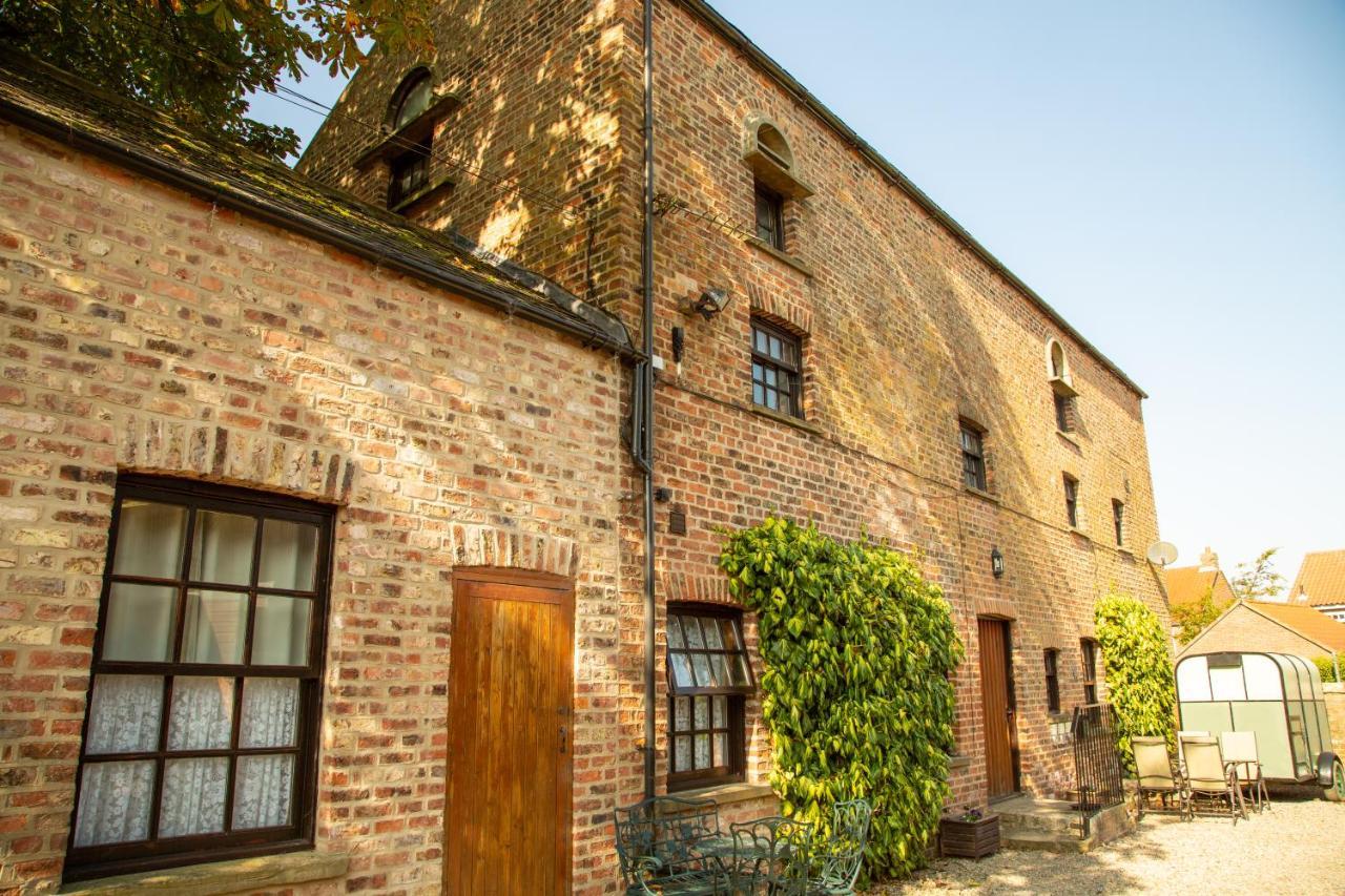 The Carriage House, Studio 3A Bilbrough Bagian luar foto
